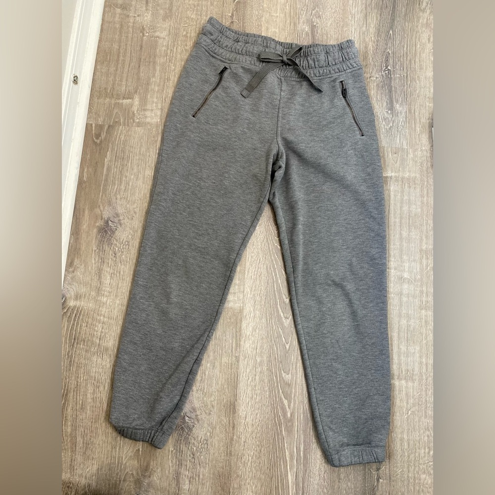 Athleta Womens Bounce Back Gray Jogger Sweatpants with Zip Pocket | Medium - Picture 2 of 10